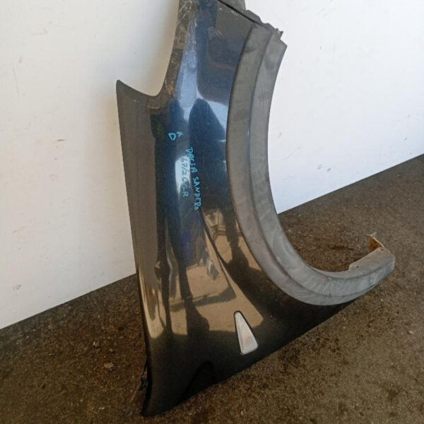 Parafango Anteriore Destro Dacia Sandero Stepway 2008 – 2012
