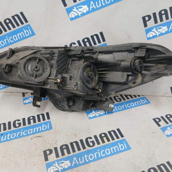 Proiettore / Faro Anteriore Destro Opel Corsa E 2014 – 2020