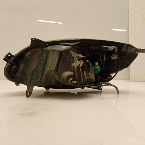 Faro / Fanale / Proiettore Anteriore destro Renault Twingo 2007 – 2012
