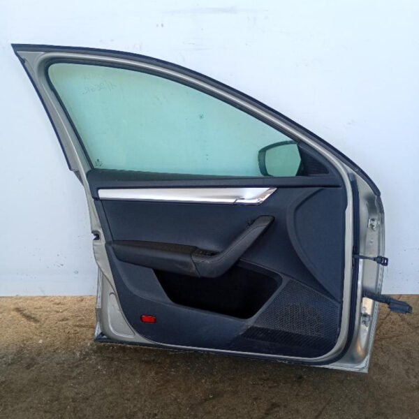 Porta / Portiera Anteriore Sinistra Skoda Octavia Sw 2017 – 2020