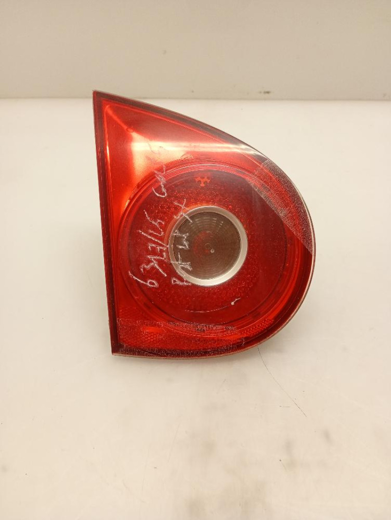 Faro / Fanale Posteriore Interno Sinistro Volkswagen Golf V 2003 – 2009