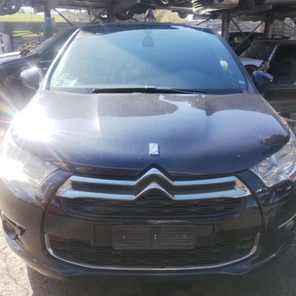 Citroen DS4 Anno 2013 | Veicolo Intero | SOLO PER RICAMBI