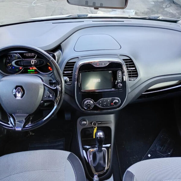 Renault Captur Anno 2014 | Veicolo Intero | SOLO PER RICAMBI