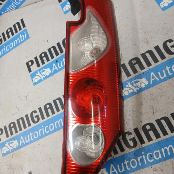 Fanale / Faro Posteriore Destro Renault Kangoo 2010