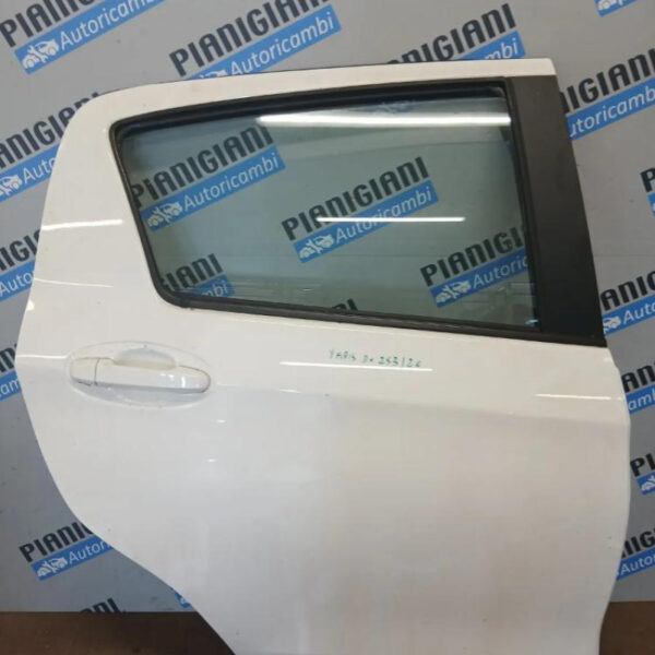 Porta / Portiera Posteriore Destra Toyota Yaris 2017 – 2021