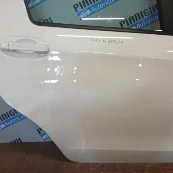 Porta / Portiera Posteriore Destra Toyota Yaris 2017 – 2021