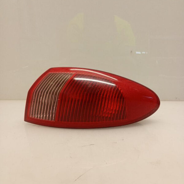Faro / Fanale Posteriore Destro Alfa Romeo 147 2000 – 2004