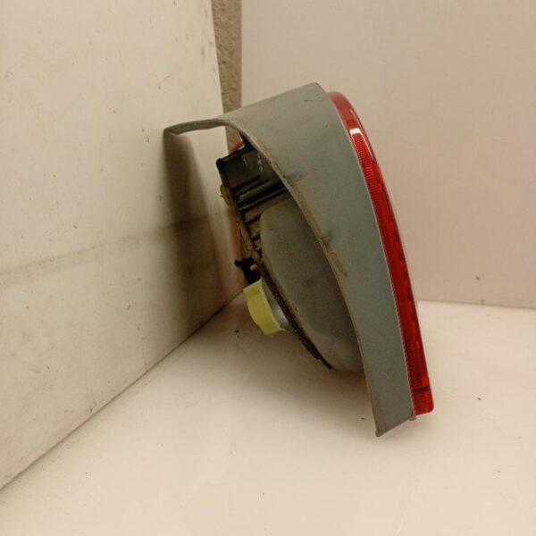 Faro / Fanale / Proiettore Posteriore Destro Toyota Yaris 2003 – 2005