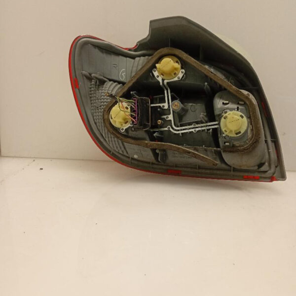 Faro / Fanale / Proiettore Posteriore Destro Toyota Yaris 2003 – 2005