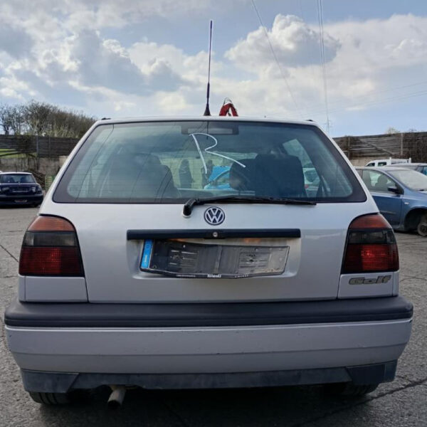 Volkswagen Golf 3 Anno 1997 | Veicolo Intero | SOLO PER RICAMBI