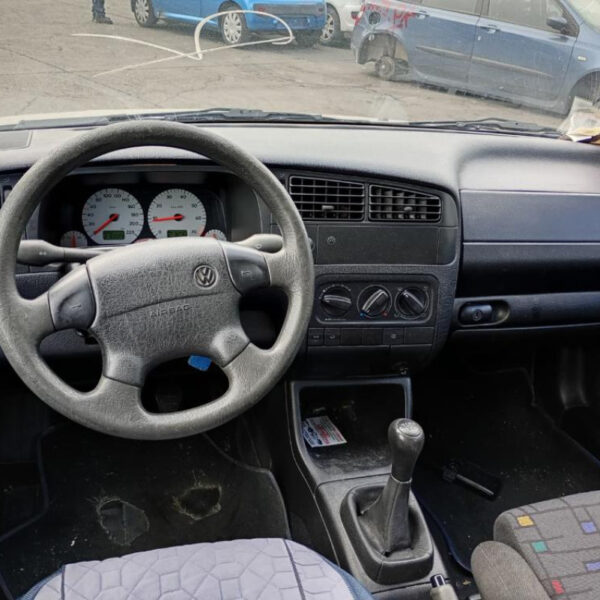 Volkswagen Golf 3 Anno 1997 | Veicolo Intero | SOLO PER RICAMBI