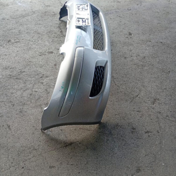 Paraurti Anteriore Toyota Yaris 2003-2005