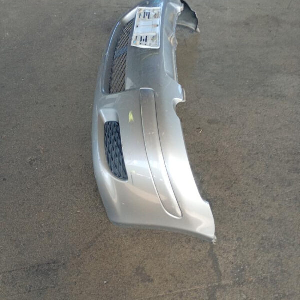 Paraurti Anteriore Toyota Yaris 2003-2005