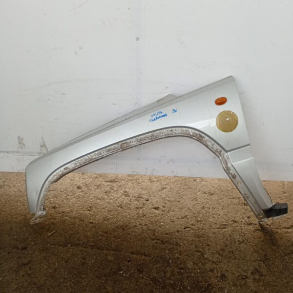 Parafango Anteriore Sinistro Jeep Cherokee 2001-2007
