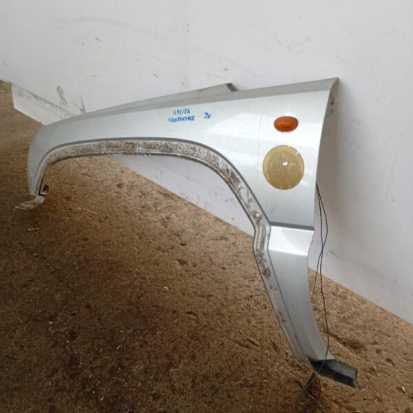 Parafango Anteriore Sinistro Jeep Cherokee 2001-2007