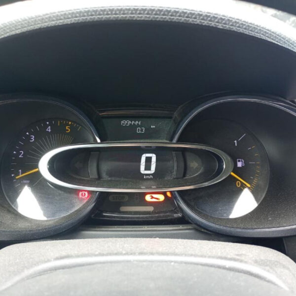 Renault Clio 4° Serie Sporter SW Anno 2015 | Veicolo Intero | SOLO PER RICAMBI