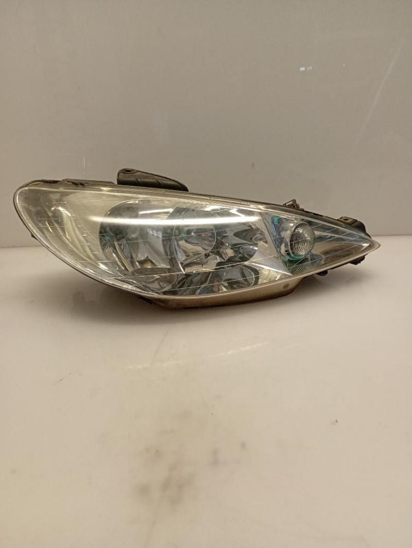 Faro / Proiettore Anteriore Destro Peugeot 206 2002 – 2009