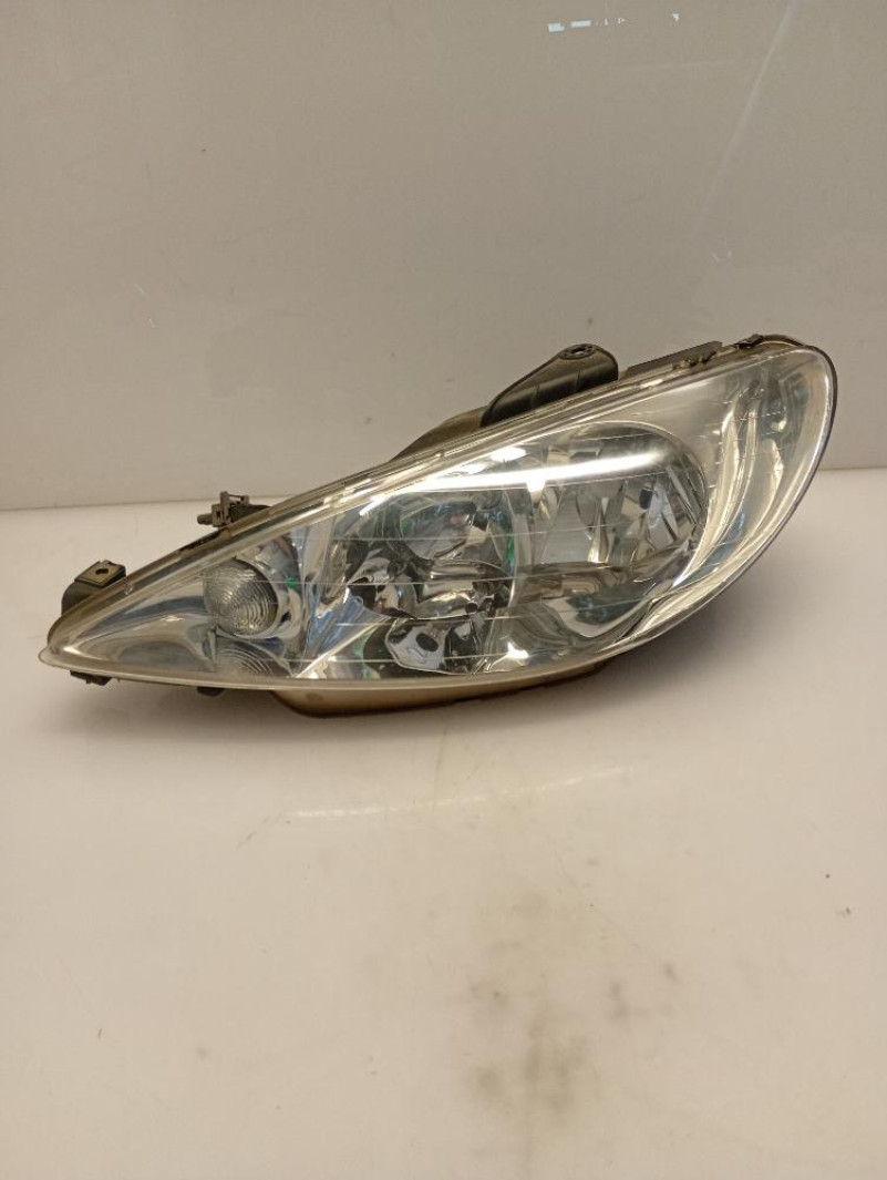 Faro / Proiettore Anteriore Sinistro Peugeot 206 2002 – 2009