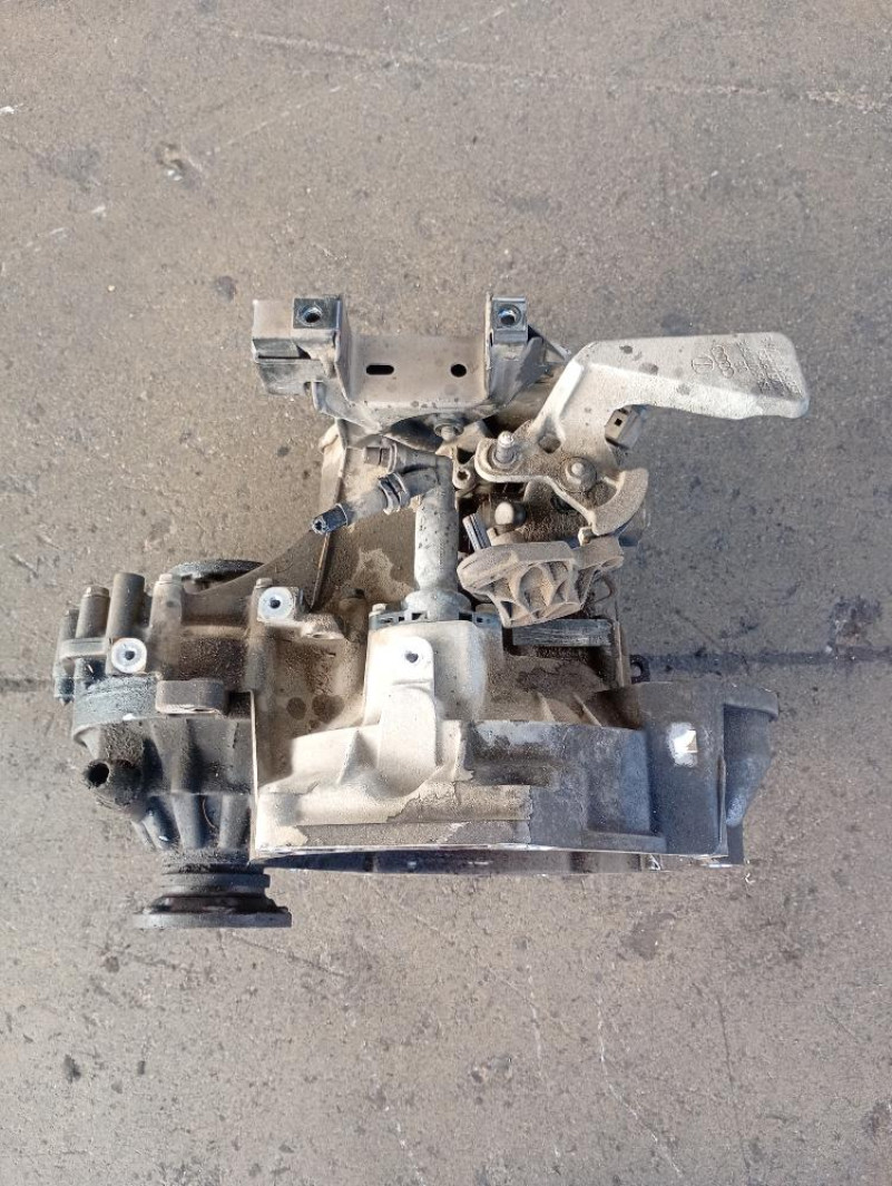 Cambio manuale 5 marce Volkswagen Polo CAY 1.6 TDI – 66Kw – 90Cv 2009 – 2015