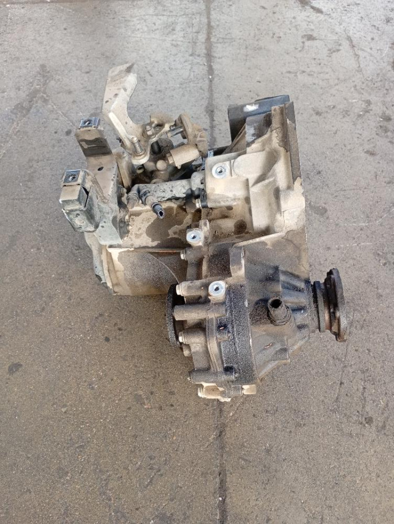 Cambio manuale 5 marce Volkswagen Polo CAY 1.6 TDI – 66Kw – 90Cv 2009 – 2015