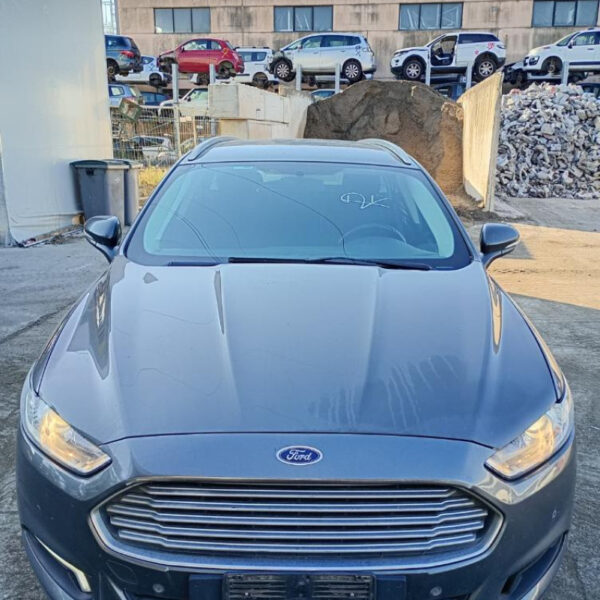 Ford Mondeo SW (CNG) Anno 2016 | Veicolo Intero | SOLO PER RICAMBI
