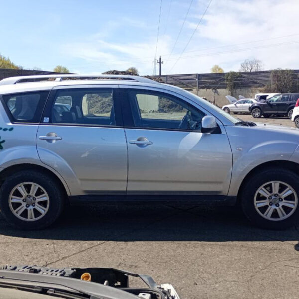 Citroen C-Crosser Anno 2009 | Veicolo Intero | SOLO PER RICAMBI