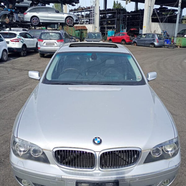 BMW Serie 7 (E65/E66) Anno 2006 | Veicolo Intero | SOLO PER RICAMBI