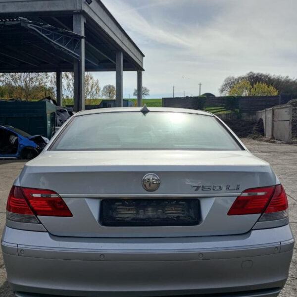 BMW Serie 7 (E65/E66) Anno 2006 | Veicolo Intero | SOLO PER RICAMBI