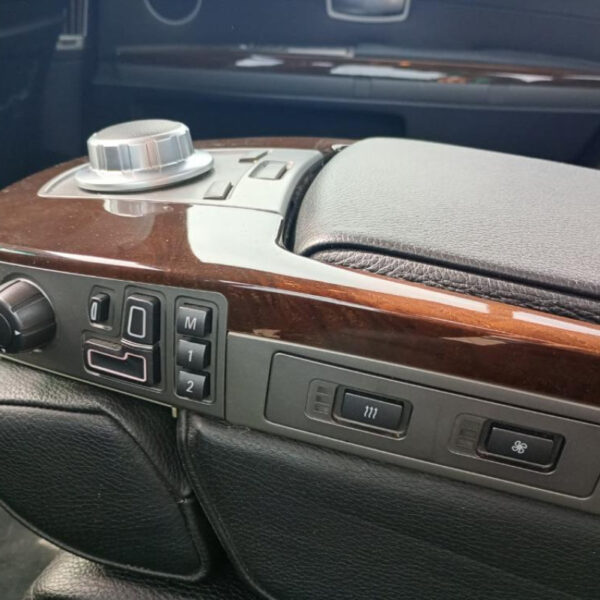 BMW Serie 7 (E65/E66) Anno 2006 | Veicolo Intero | SOLO PER RICAMBI