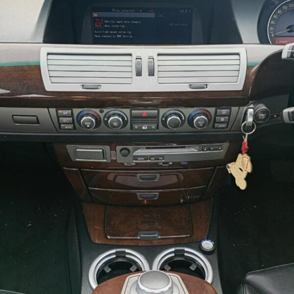 BMW Serie 7 (E65/E66) Anno 2006 | Veicolo Intero | SOLO PER RICAMBI