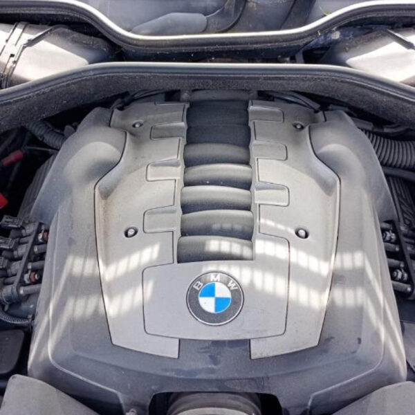 BMW Serie 7 (E65/E66) Anno 2006 | Veicolo Intero | SOLO PER RICAMBI