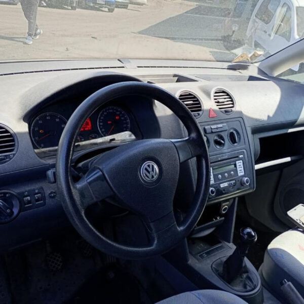 Volkswagen Caddy Anno 2009 | Veicolo Intero | SOLO PER RICAMBI