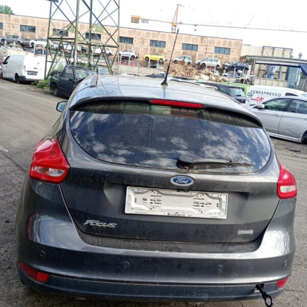 Ford Focus (MK3 / CEW) Anno 2017 | Veicolo Intero | SOLO PER RICAMBI