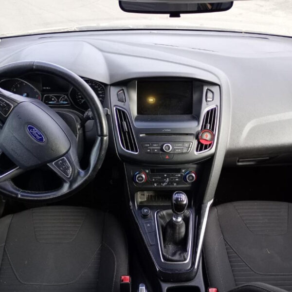 Ford Focus (MK3 / CEW) Anno 2017 | Veicolo Intero | SOLO PER RICAMBI