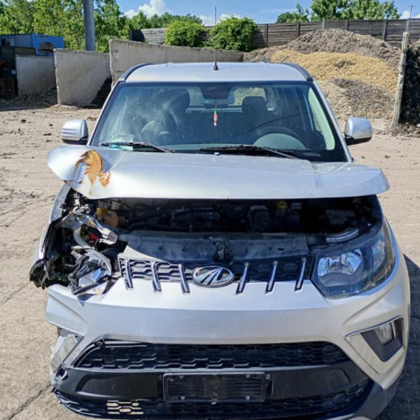 Mahindra KUV100 Anno 2018 | Veicolo Intero | SOLO PER RICAMBI
