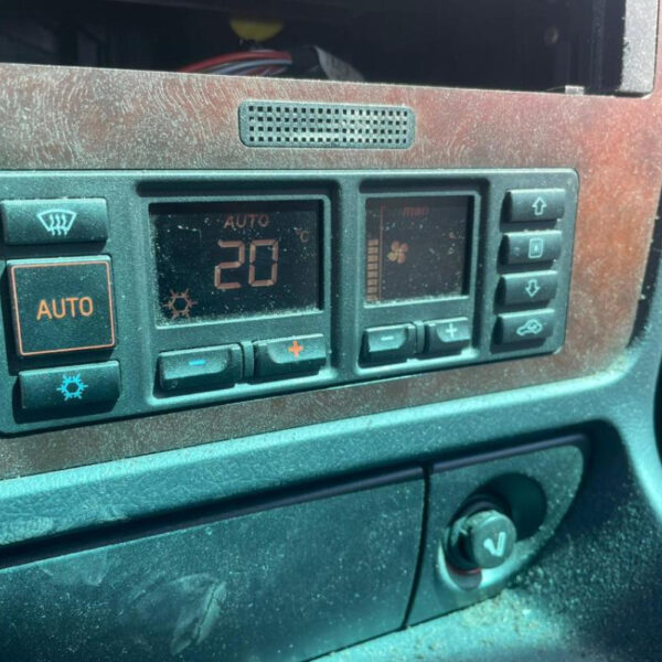 Audi A4 (8D) Anno 1996 | Veicolo Intero | SOLO PER RICAMBI