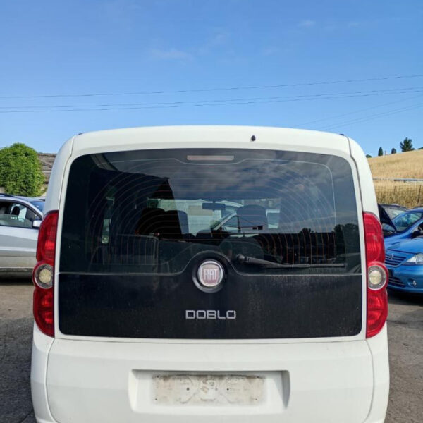 Fiat Doblo Anno 2011 | Veicolo Intero | SOLO PER RICAMBI