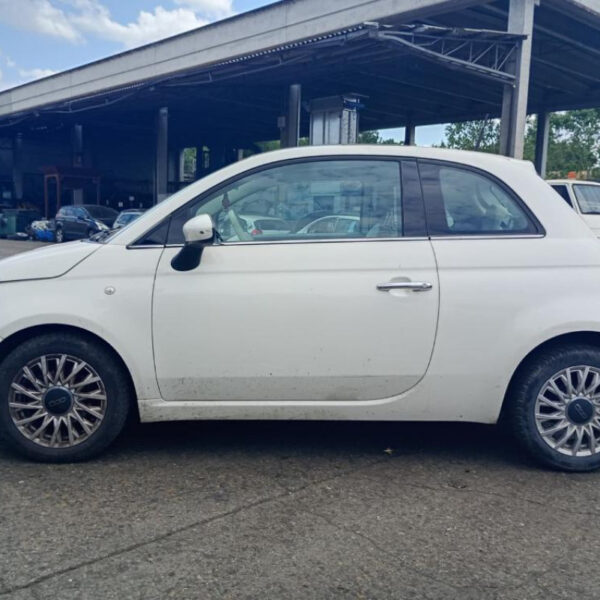 Fiat 500 (4S) Anno 2017 | Veicolo Intero | SOLO PER RICAMBI
