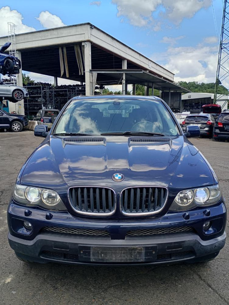 BMW X5 (E53) Anno 2003 | Veicolo Intero | SOLO PER RICAMBI
