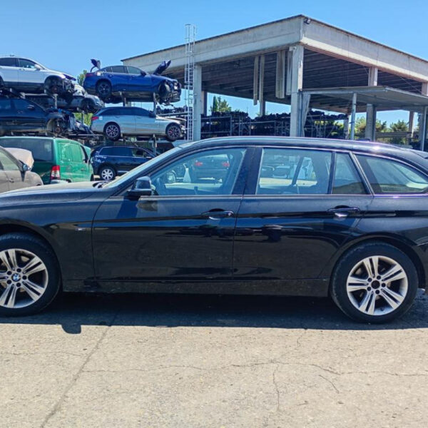 BMW Serie 3 F31 SW Anno 2015 | Veicolo Intero | SOLO PER RICAMBI