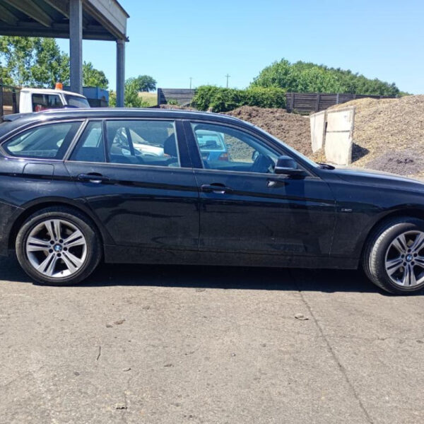 BMW Serie 3 F31 SW Anno 2015 | Veicolo Intero | SOLO PER RICAMBI