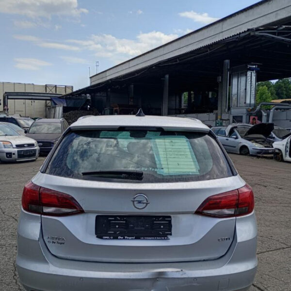 Opel Astra K (B16) Anno 2016 | Veicolo Intero | SOLO PER RICAMBI