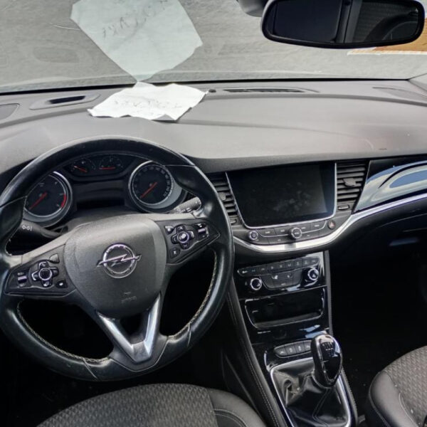 Opel Astra K (B16) Anno 2016 | Veicolo Intero | SOLO PER RICAMBI