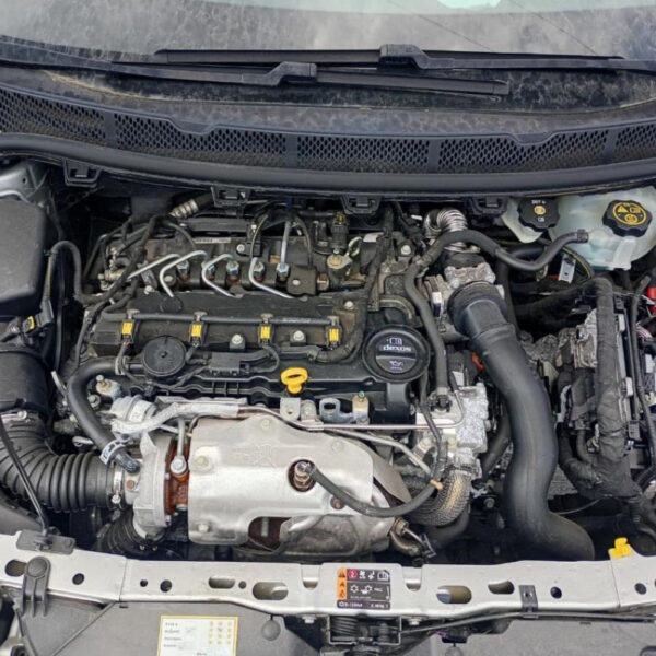 Opel Astra K (B16) Anno 2016 | Veicolo Intero | SOLO PER RICAMBI
