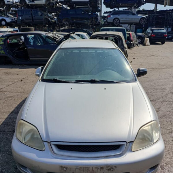 Honda Civic Anno 2001 | Veicolo Intero | SOLO PER RICAMBI