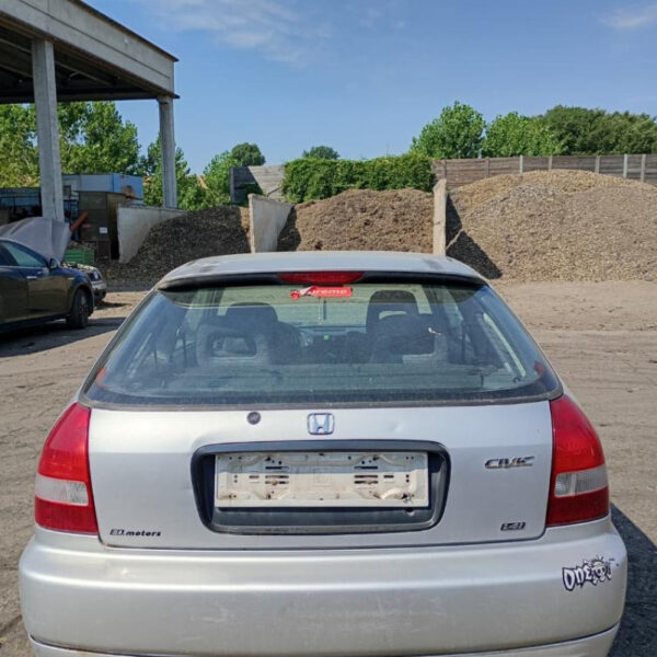 Honda Civic Anno 2001 | Veicolo Intero | SOLO PER RICAMBI