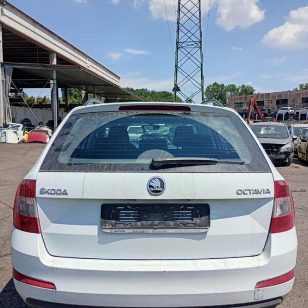 Skoda Octavia (5E) Anno 2016 | Veicolo Intero | SOLO PER RICAMBI