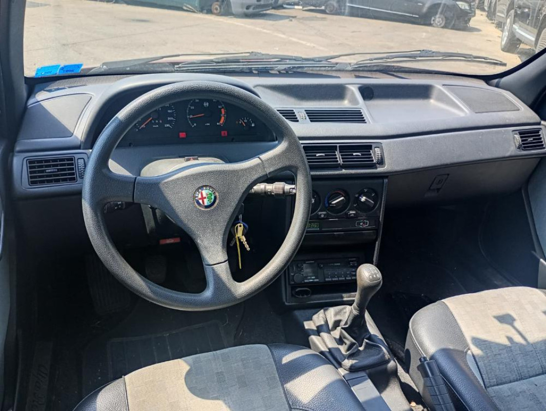 Alfa 155 Anno 1994 | Veicolo Intero | SOLO PER RICAMBI