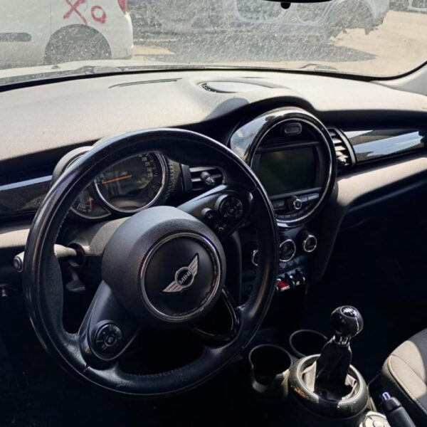 Mini One F56 Anno 2017 | Veicolo intero | SOLO PER RICAMBI