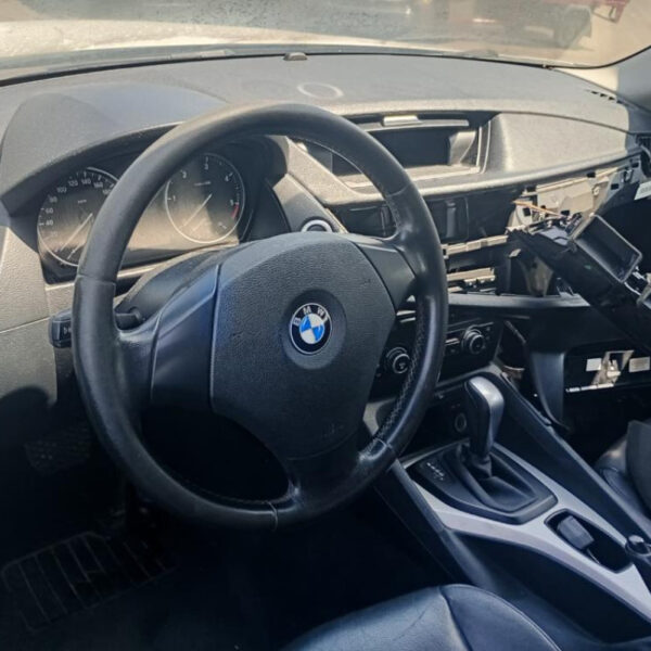 BMW X1 (E84) Anno 2010 | Veicolo intero | SOLO PER RICAMBI